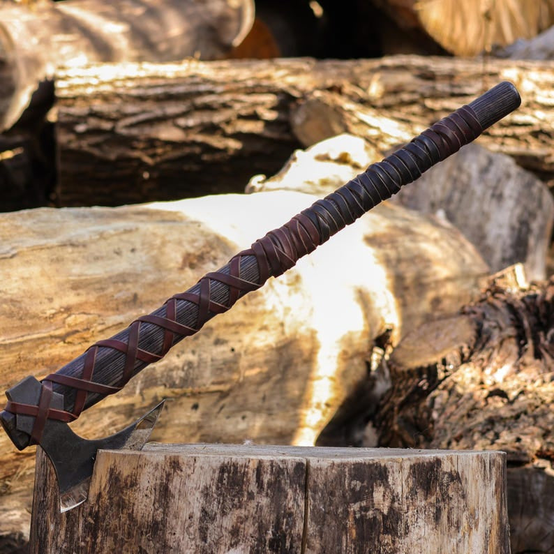 Nordic Battle Axe | Two-Handed Viking Axe Handmade | Scandinavian Functional Axe with Leather Sheath | Engraved Bearded Axe